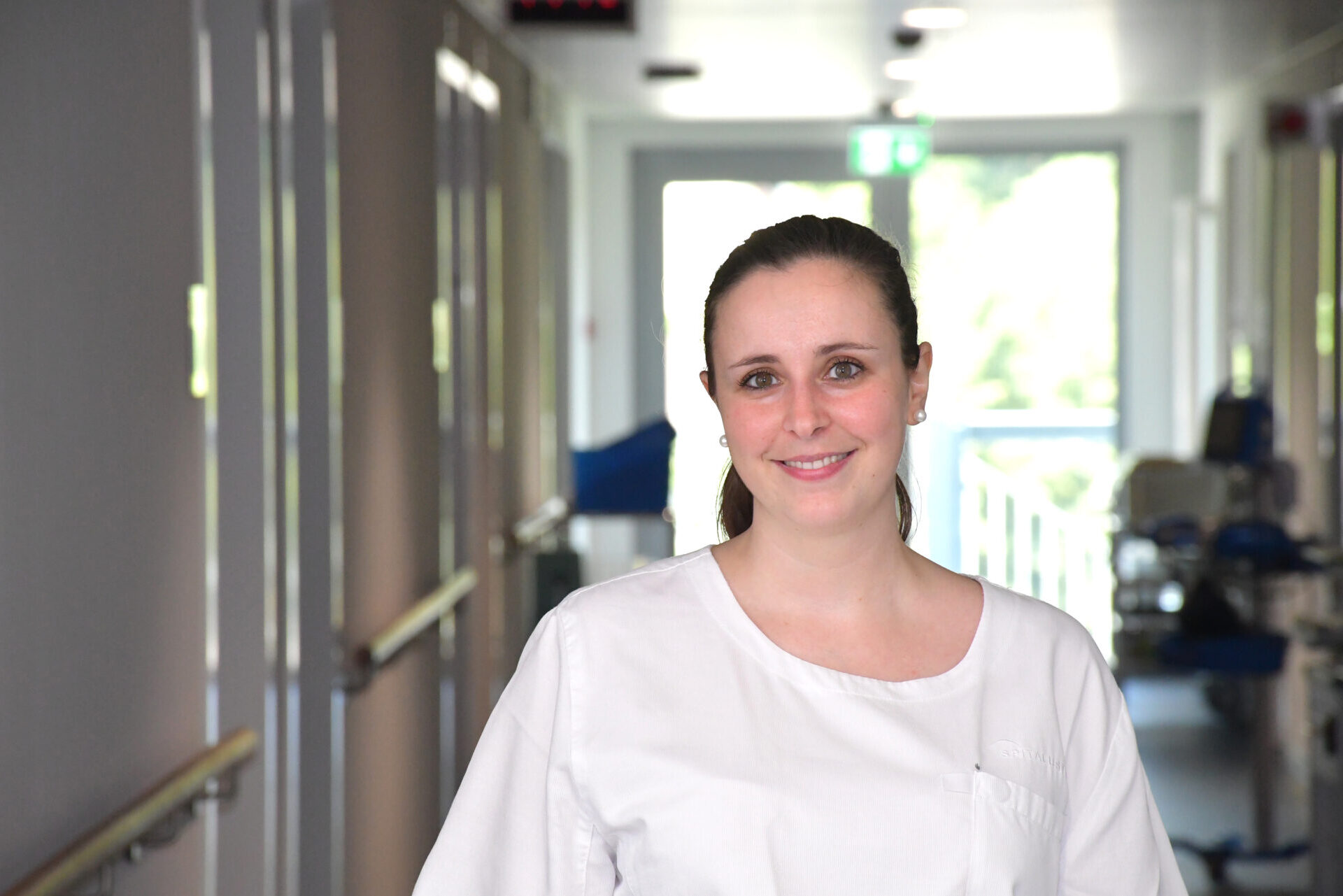 Florine Altorfer schliesst im September die Ausbildung zur Pflegefachfrau ab.